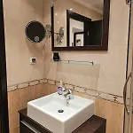 Andalusia النايت