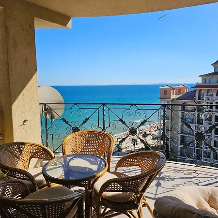 Andalusia Апартаменты Елените