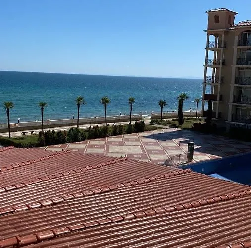 Andalusia Апартаменты *