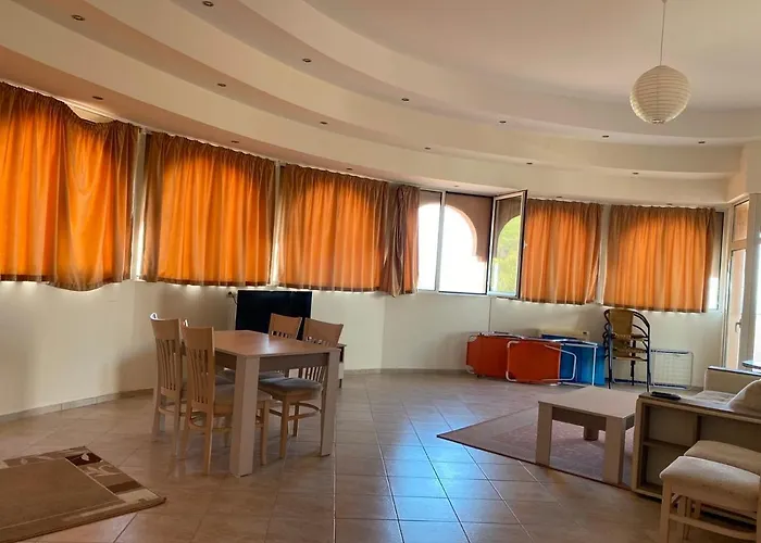 Andalusia Елените