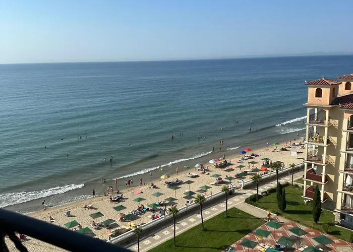 Andalusia Апартаменты Елените