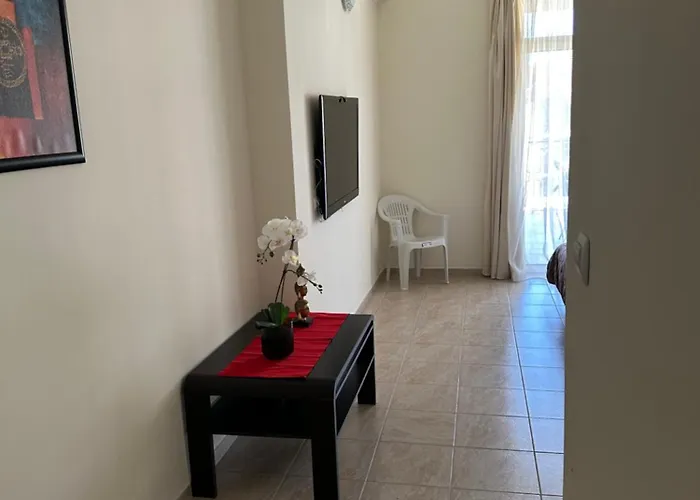 Andalusia Апартаменты *