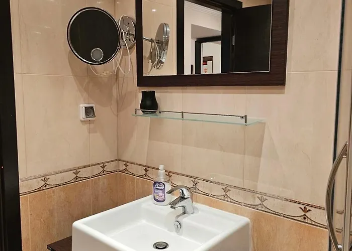 Andalusia Елените